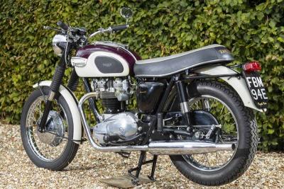 1967 Triumph BONNEVILLE T120
