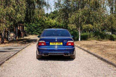 2001 BMW M5