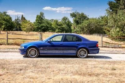 2001 BMW M5