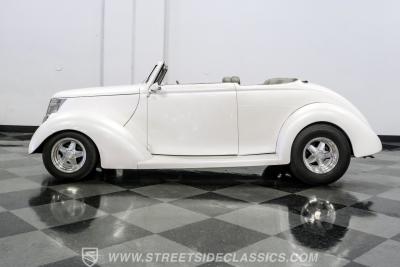1937 Ford Cabriolet Street Rod