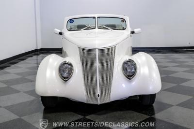 1937 Ford Cabriolet Street Rod