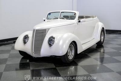 1937 Ford Cabriolet Street Rod