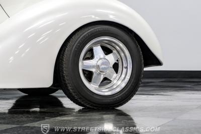1937 Ford Cabriolet Street Rod