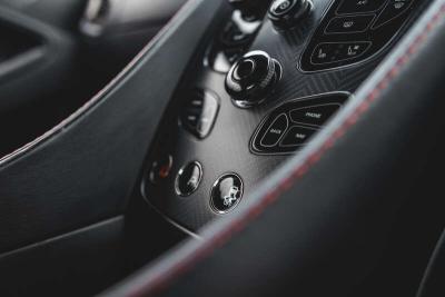 2015 Aston Martin Vanquish