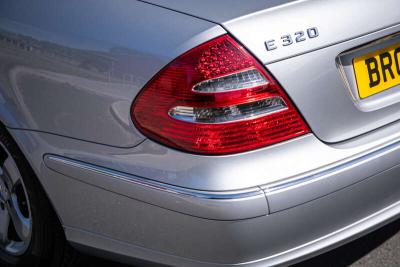 2004 Mercedes - Benz E320 AVANTGUARDE
