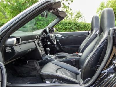 2008 Porsche 3.8 997 Carrera 4S Cabriolet Tiptronic S AWD 2dr