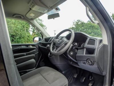 2017 Volkswagen 2.0 TDI BlueMotion Tech SE FWD LWB Euro 6 (s/s) 5dr