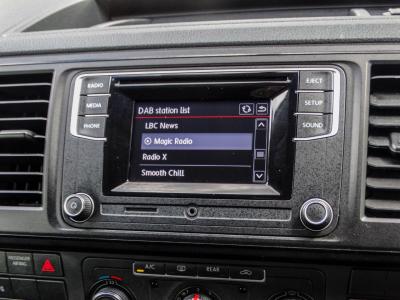 2017 Volkswagen 2.0 TDI BlueMotion Tech SE FWD LWB Euro 6 (s/s) 5dr