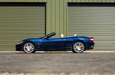 2010 Maserati Grand Cabrio