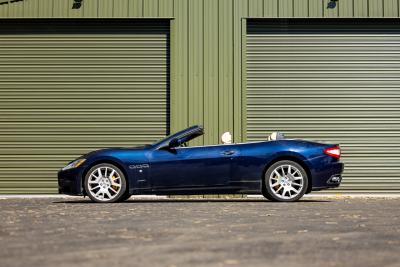 2010 Maserati Grand Cabrio