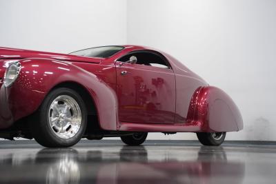 1939 Lincoln Zephyr Restomod