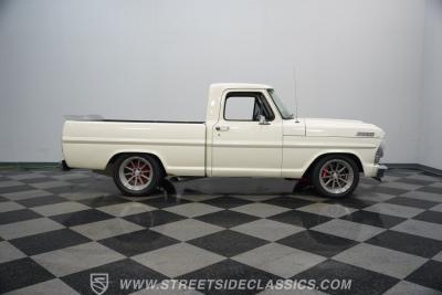 1967 Ford F-100