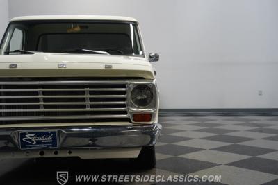 1967 Ford F-100