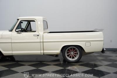 1967 Ford F-100
