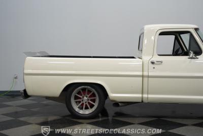 1967 Ford F-100