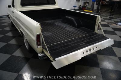 1967 Ford F-100