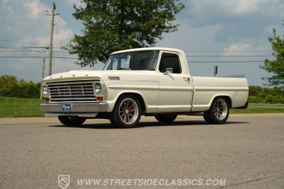 1967 Ford F-100