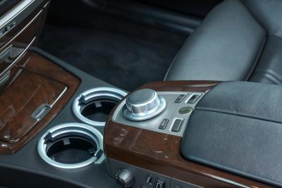 2007 BMW 750i Luxurious and stylish &ldquo;70.745 kms history&rdquo;