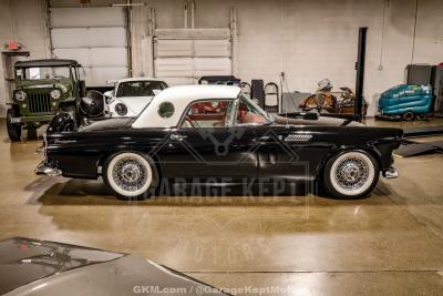 1956 Ford Thunderbird