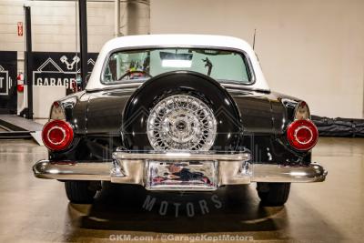 1956 Ford Thunderbird