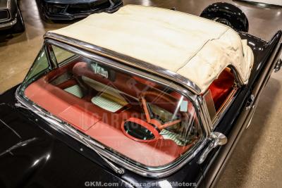 1956 Ford Thunderbird
