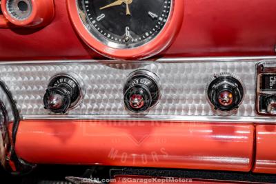 1956 Ford Thunderbird