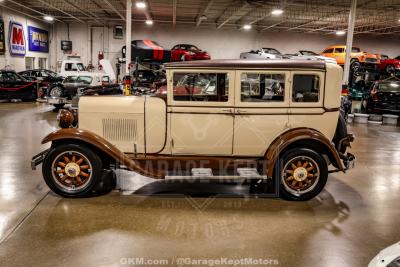 1928 Oldsmobile F-28