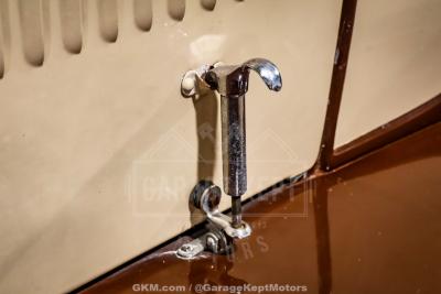 1928 Oldsmobile F-28