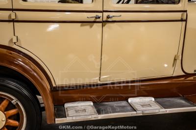 1928 Oldsmobile F-28