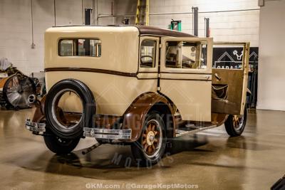 1928 Oldsmobile F-28