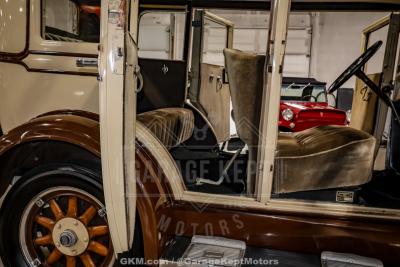 1928 Oldsmobile F-28