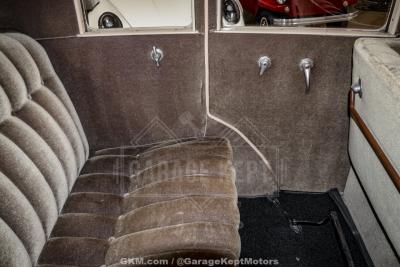 1928 Oldsmobile F-28