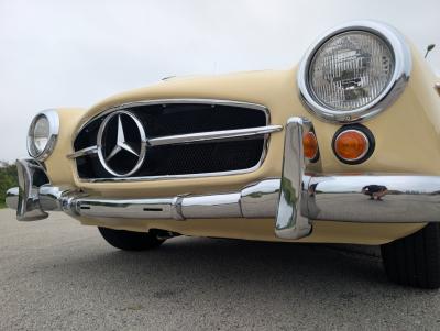 1961 Mercedes - Benz 190SL