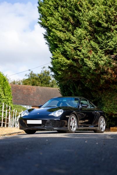 2002 Porsche 911/996 Carrera 4S