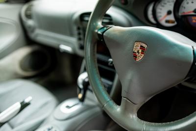 2002 Porsche 911/996 Carrera 4S