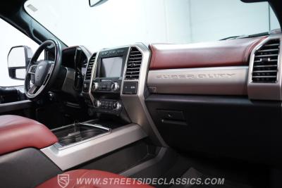 2021 Ford F-350  Platinum Crew Cab 4X4