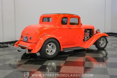 1932 Ford 5-Window Coupe Streetrod