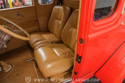1932 Ford 5-Window Coupe Streetrod