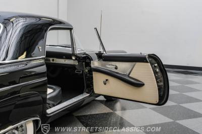 1955 Ford Thunderbird