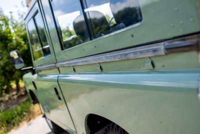 1978 Land Rover Series III 88 Factory Station Wagon