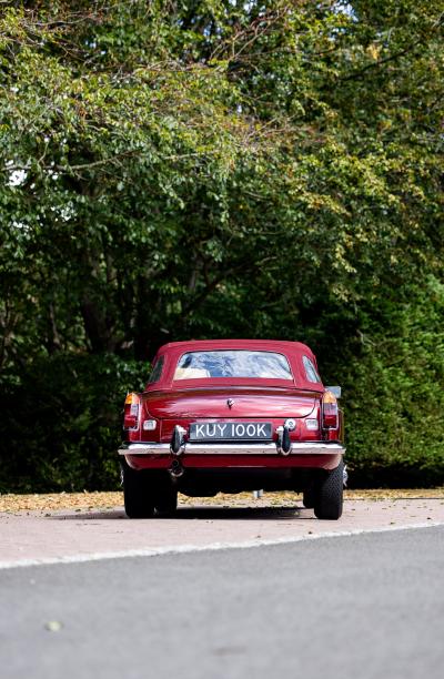 1971 MG B