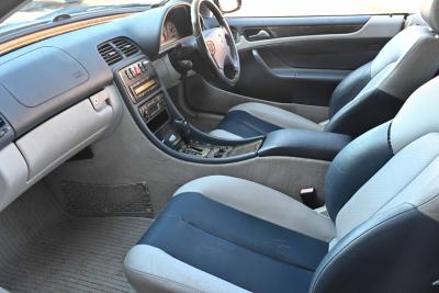 2002 Mercedes - Benz CLK 230 Avantgarde Kompressor