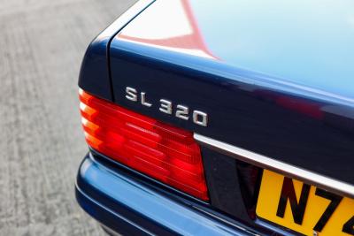 1996 Mercedes - Benz SL320