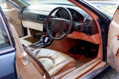 1996 Mercedes - Benz SL320
