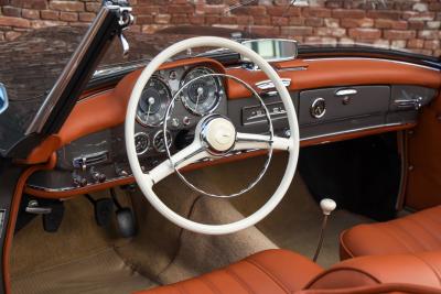 1960 Mercedes - Benz Mercedes Benz 190 SL Roadster &ldquo;Fully restored and matching numbers&rdquo;