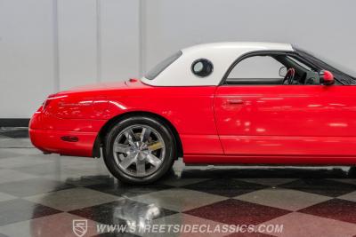 2002 Ford Thunderbird