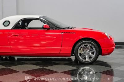 2002 Ford Thunderbird