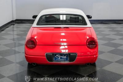 2002 Ford Thunderbird
