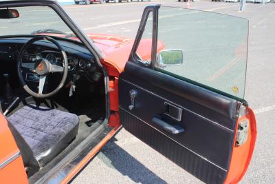 1974 MG B GT