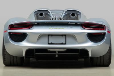 2015 Porsche 918 Spyder